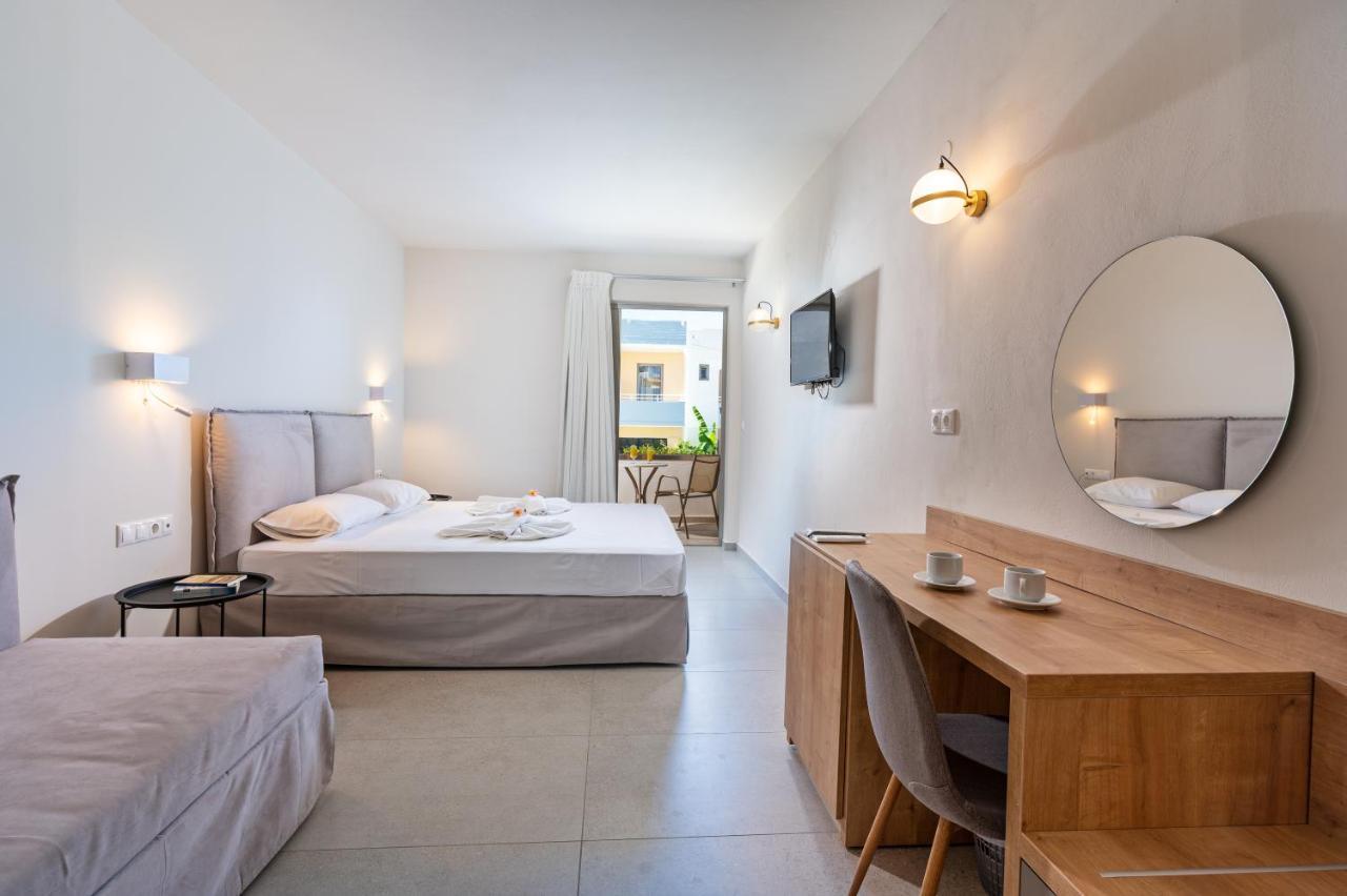 Hotel Kathrin Beach Adelianos Kampos Zewnętrze zdjęcie