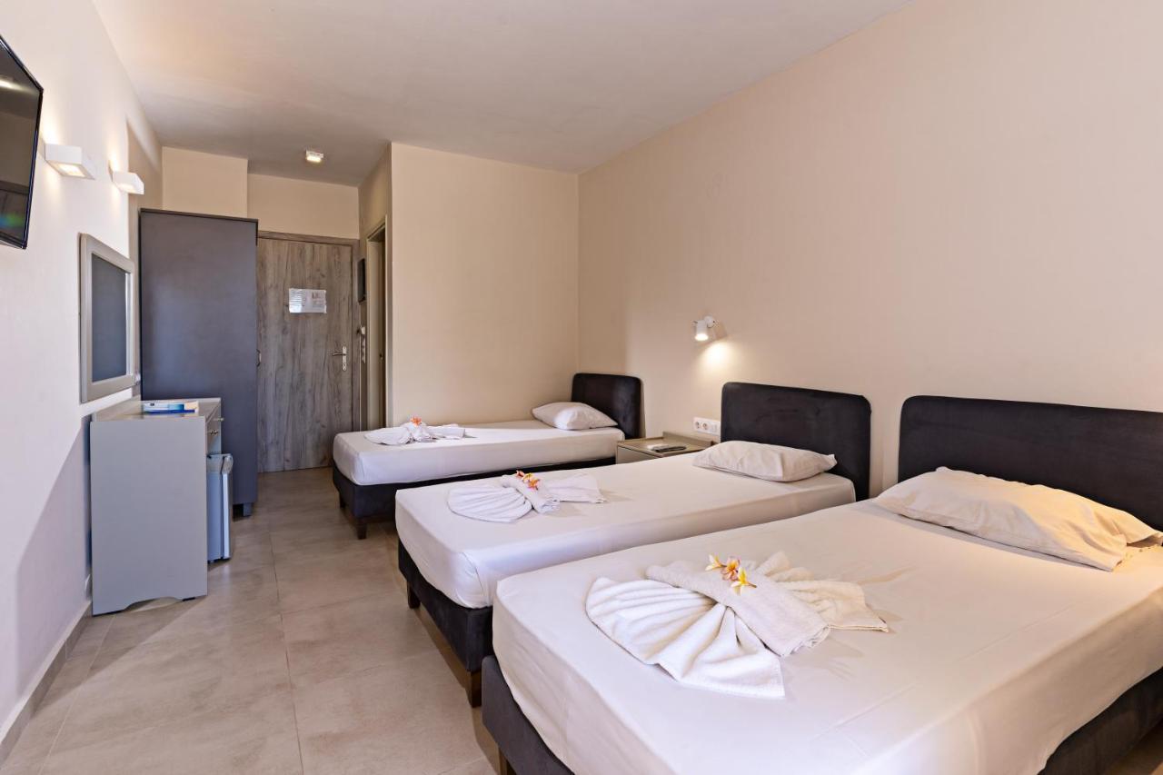 Hotel Kathrin Beach Adelianos Kampos Zewnętrze zdjęcie